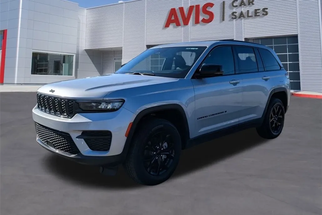 2024 Jeep Grand Cherokee Altitude photo 1