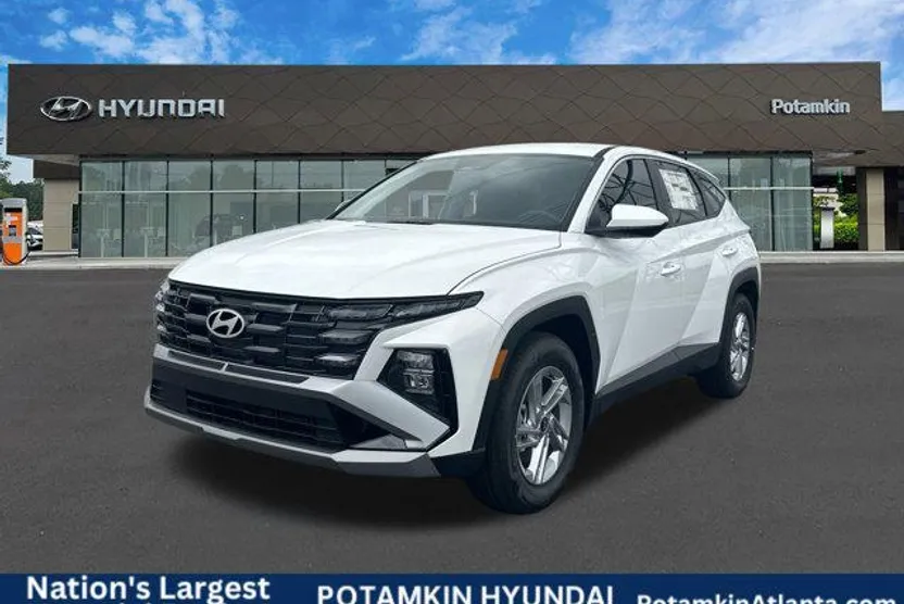 2025 Hyundai Tucson SE photo 1