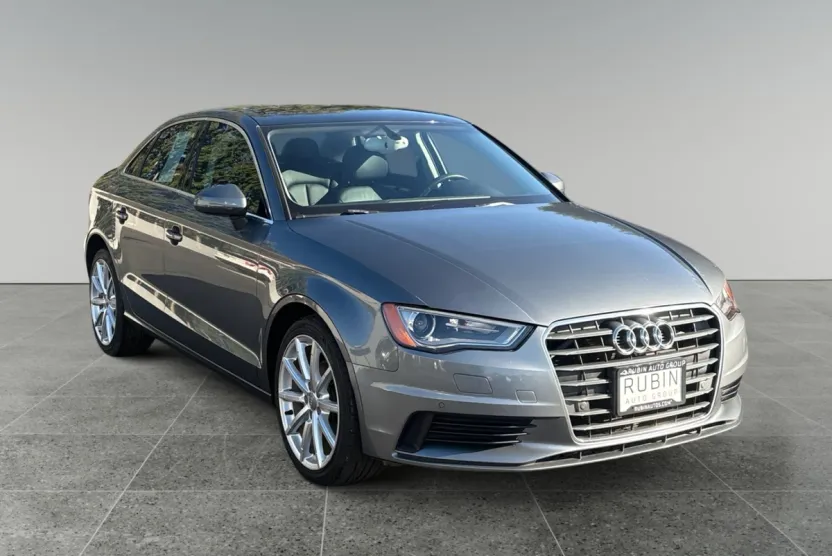 2015 Audi A3 2.0 TDI Premium Plus S line photo 1