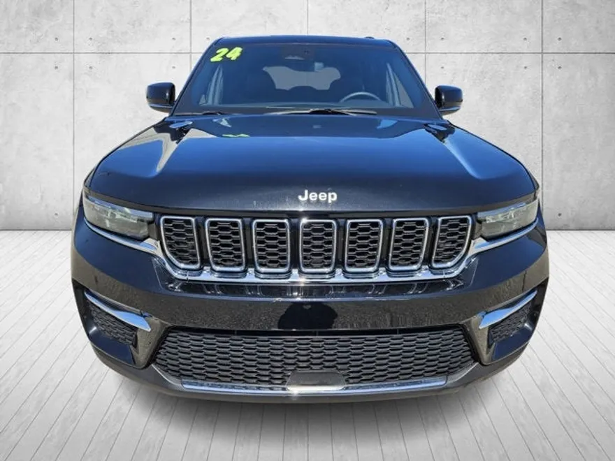 2024 Jeep Grand Cherokee Limited photo 1