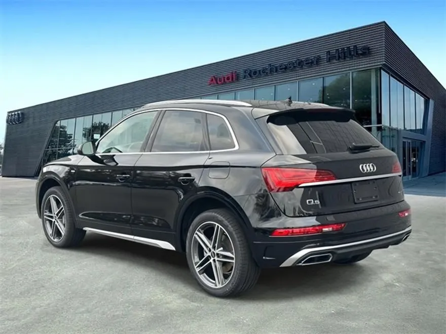 2025 Audi SQ5 Premium Plus photo 1