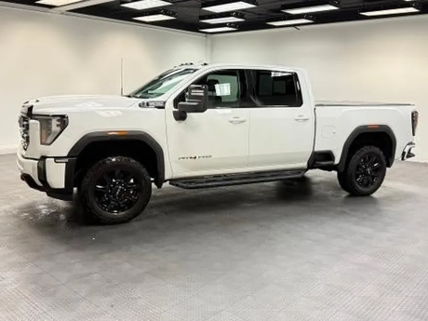 2024 Gmc Sierra 2500 HD AT4 photo 1