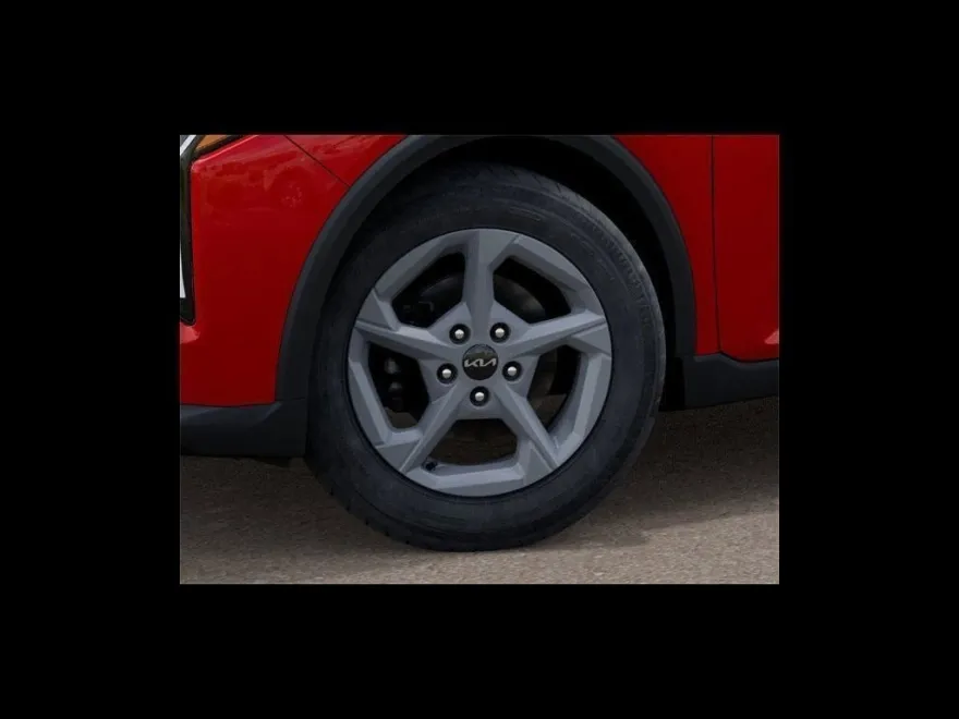 2025 Kia K4 LXS photo 1