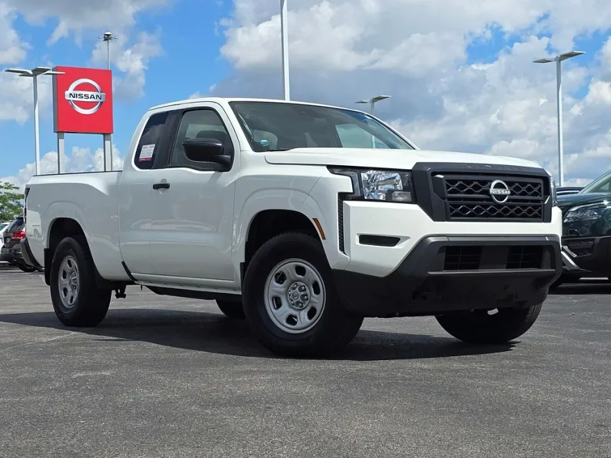 2024 Nissan Frontier S photo 1