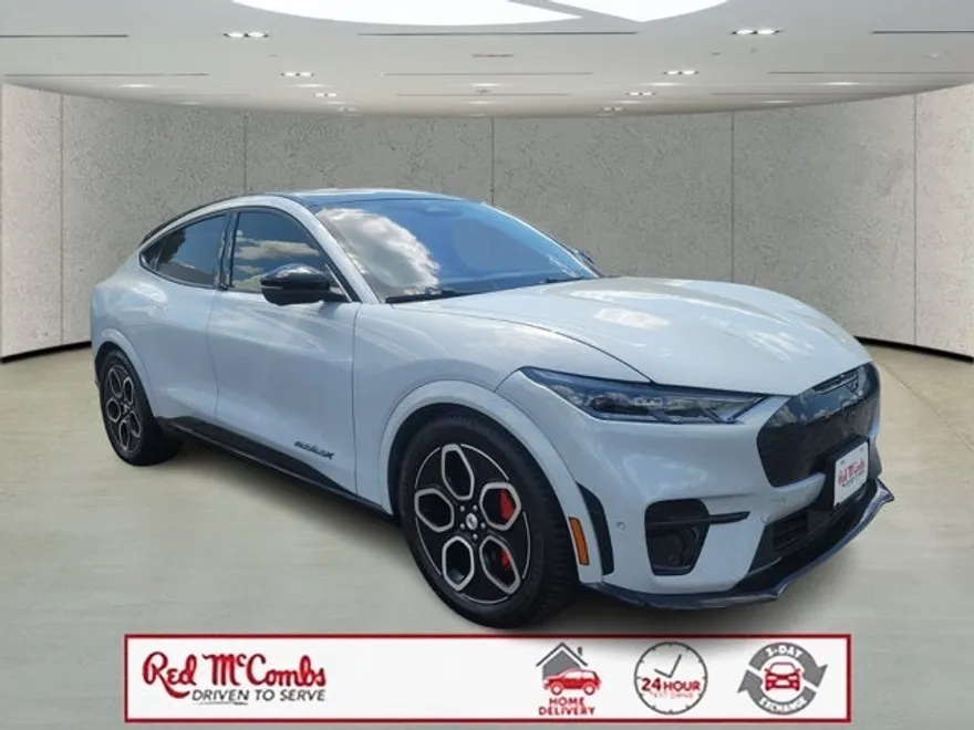 2023 Ford Mustang Mach-E GT photo 1