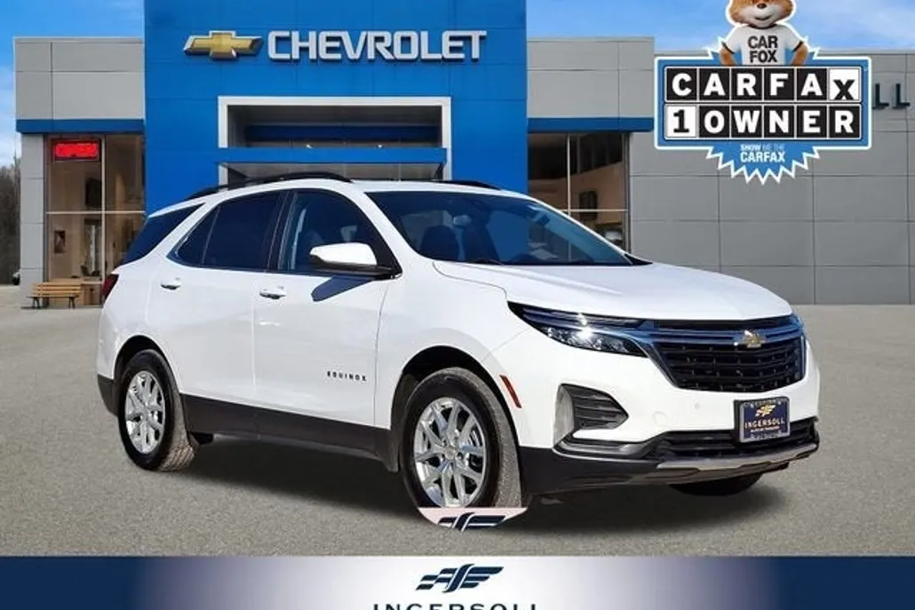 2022 Chevrolet Equinox LT photo 1