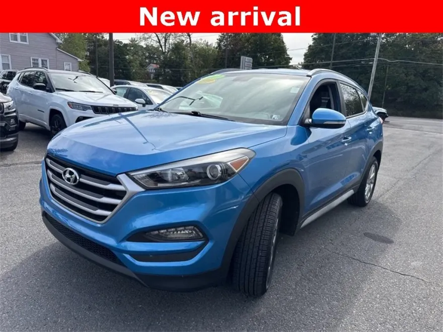 2017 Hyundai Tucson SE Plus photo 1