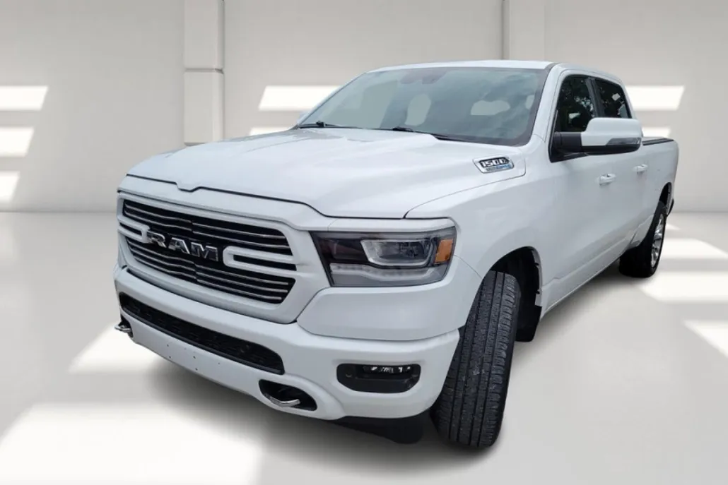 2023 Ram 1500 Laramie photo 1