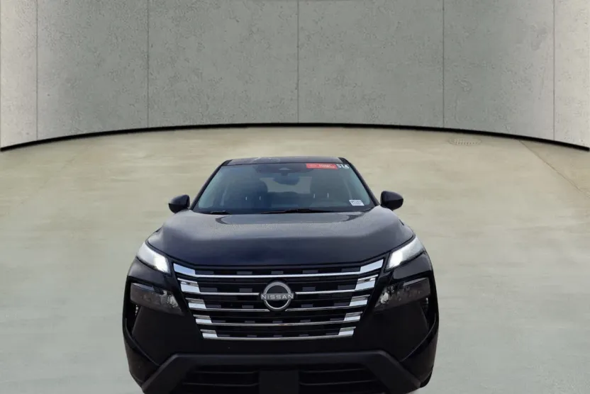 2026 Nissan Rogue SV photo 1