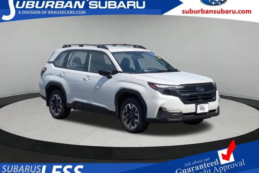 2025 Subaru Forester Base photo 1