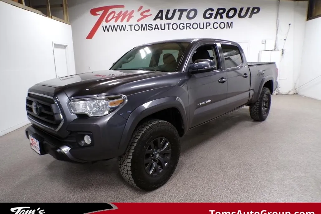 2021 Toyota Tacoma SR5 photo 1