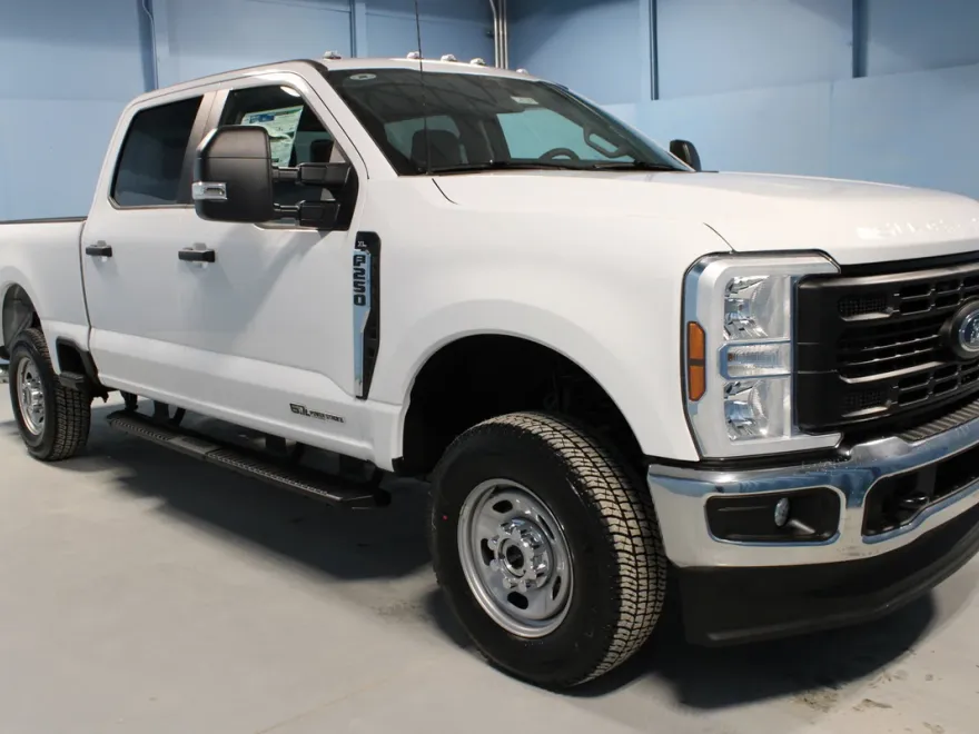 2025 Ford F-250 XL photo 1
