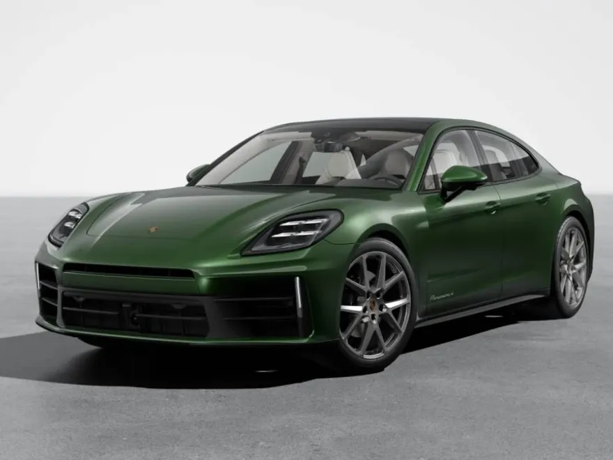 2026 Porsche Panamera 4 photo 1