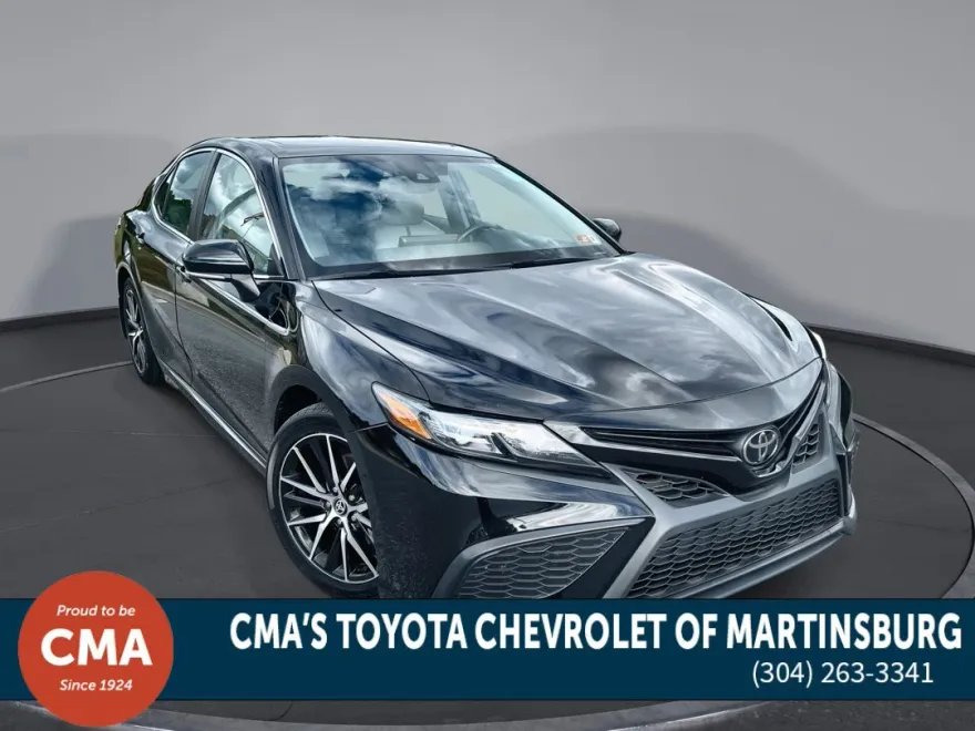 2023 Toyota Camry SE photo 1