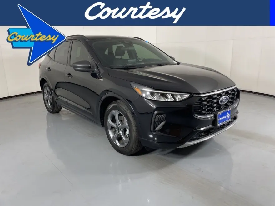 2024 Ford Escape ST-Line photo 1