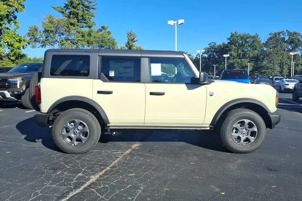 2025 Ford Bronco Big Bend photo 1