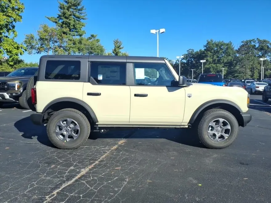 2025 Ford Bronco Big Bend photo 1