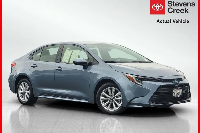 2024 Toyota Corolla Hybrid LE photo 1