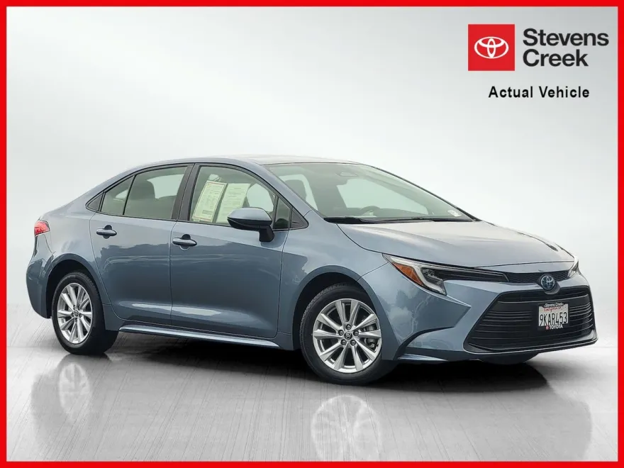 2024 Toyota Corolla Hybrid LE photo 1