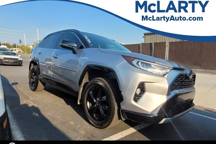 2021 Toyota RAV4 Hybrid XSE photo 1