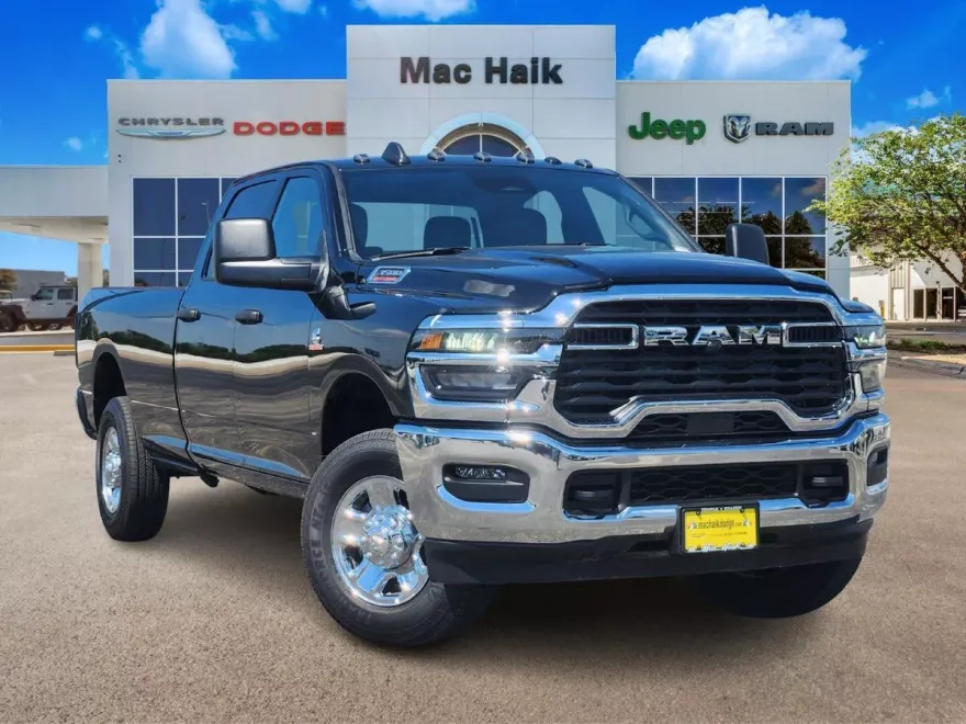 2026 Ram 3500 Tradesman photo 1