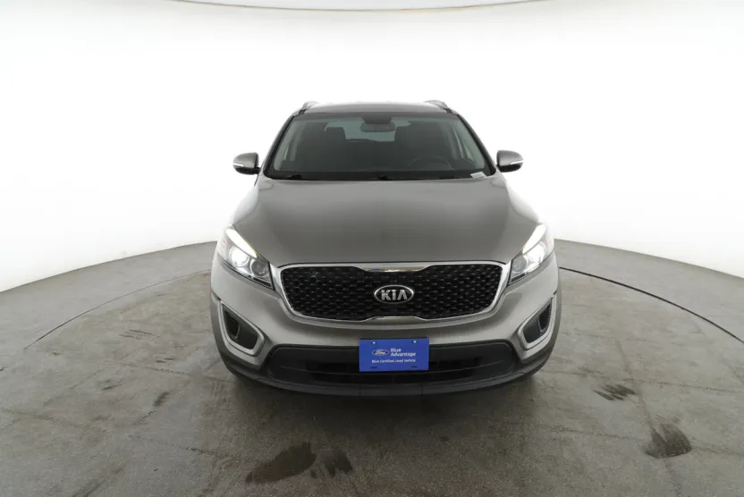 2017 Kia Sorento LX photo 1