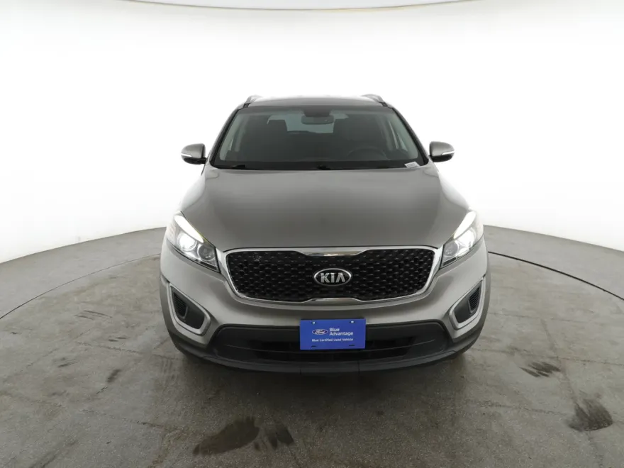 2017 Kia Sorento LX photo 1