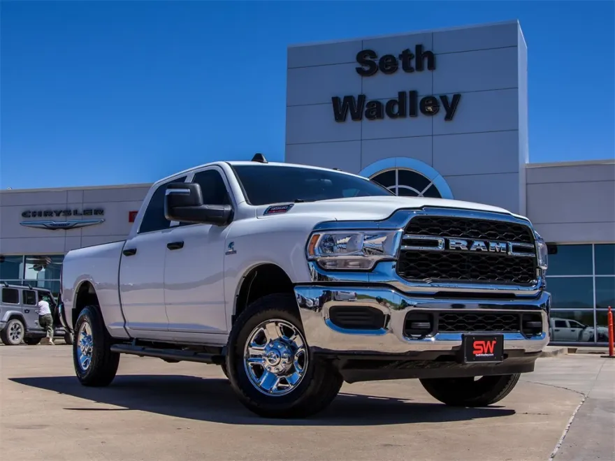 2024 Ram 3500 Tradesman photo 1
