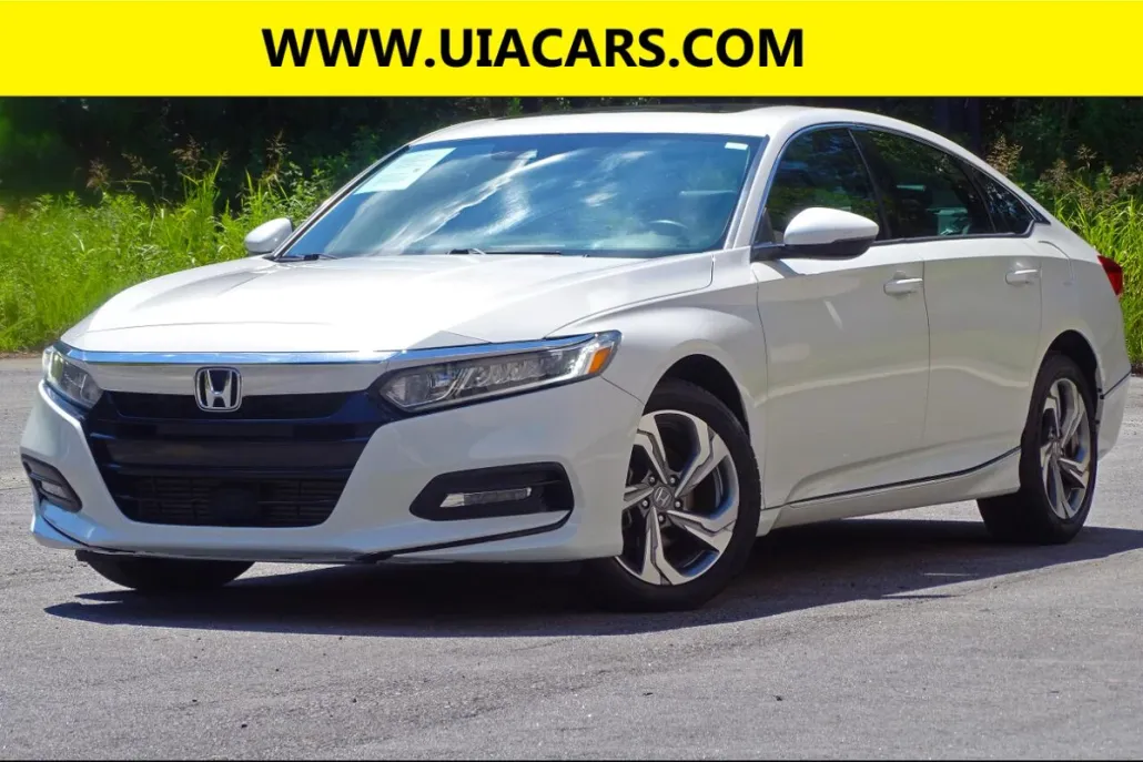 2019 Honda Accord EX-L 1.5T photo 1