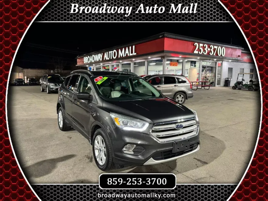 2018 Ford Escape SEL photo 1