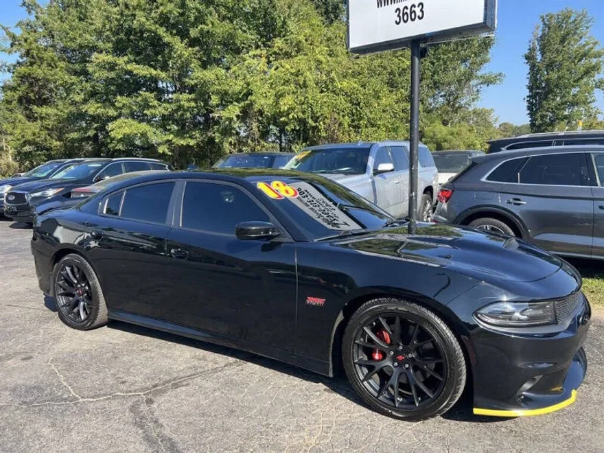 2018 Dodge Charger R/T Scat Pack photo 1