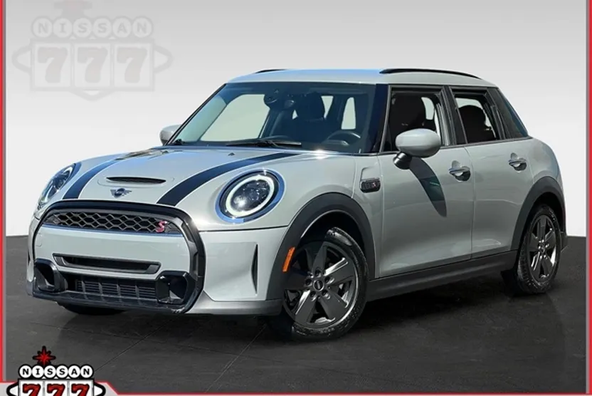 2022 Mini Cooper Hardtop S photo 1