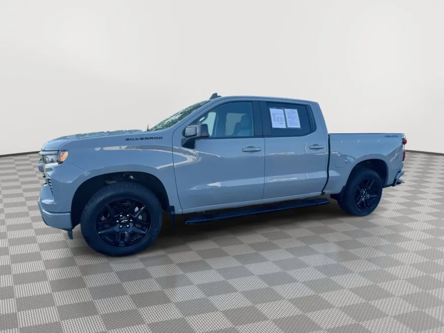 2024 Chevrolet Silverado 1500 RST photo 1