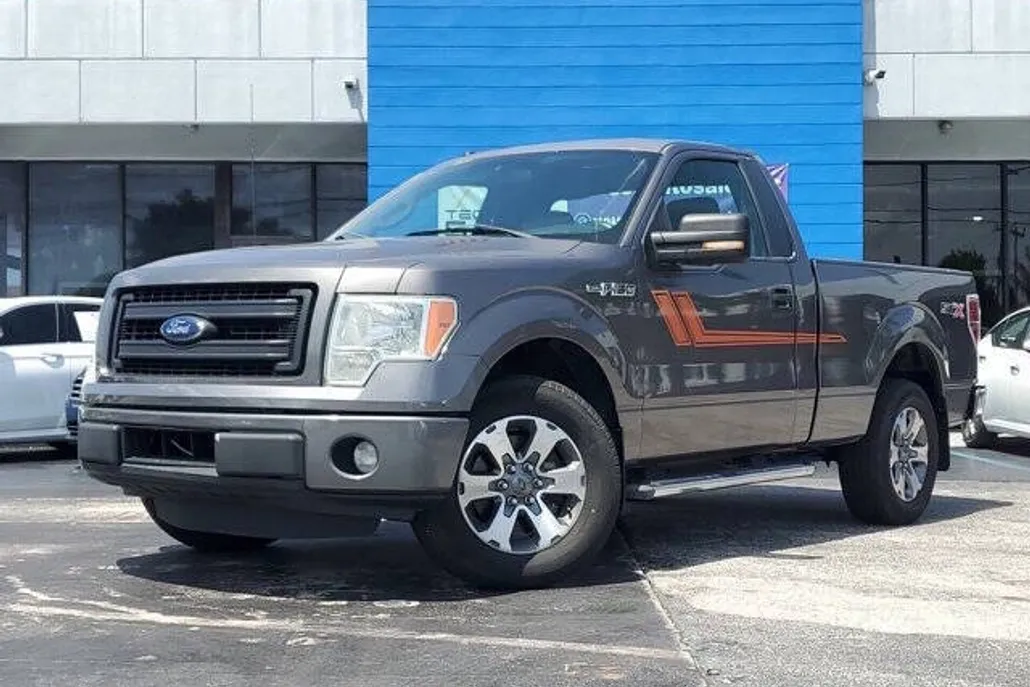 2014 Ford F-150 STX photo 1