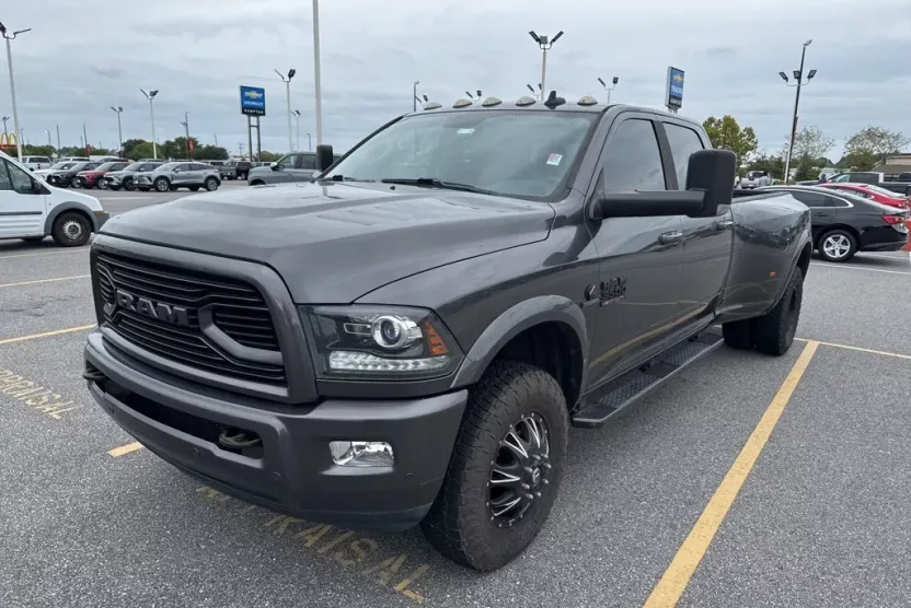 2018 Ram 3500 Laramie photo 1