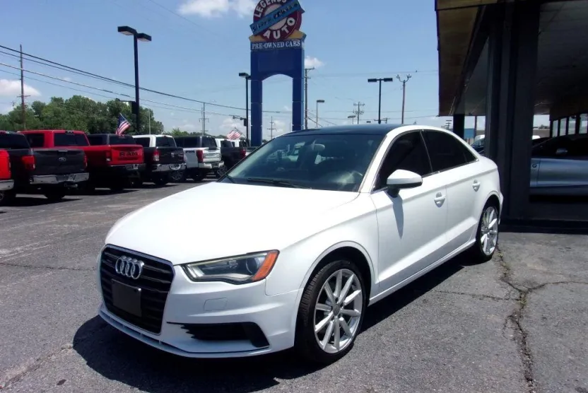 2015 Audi A3 Premium Plus photo 1