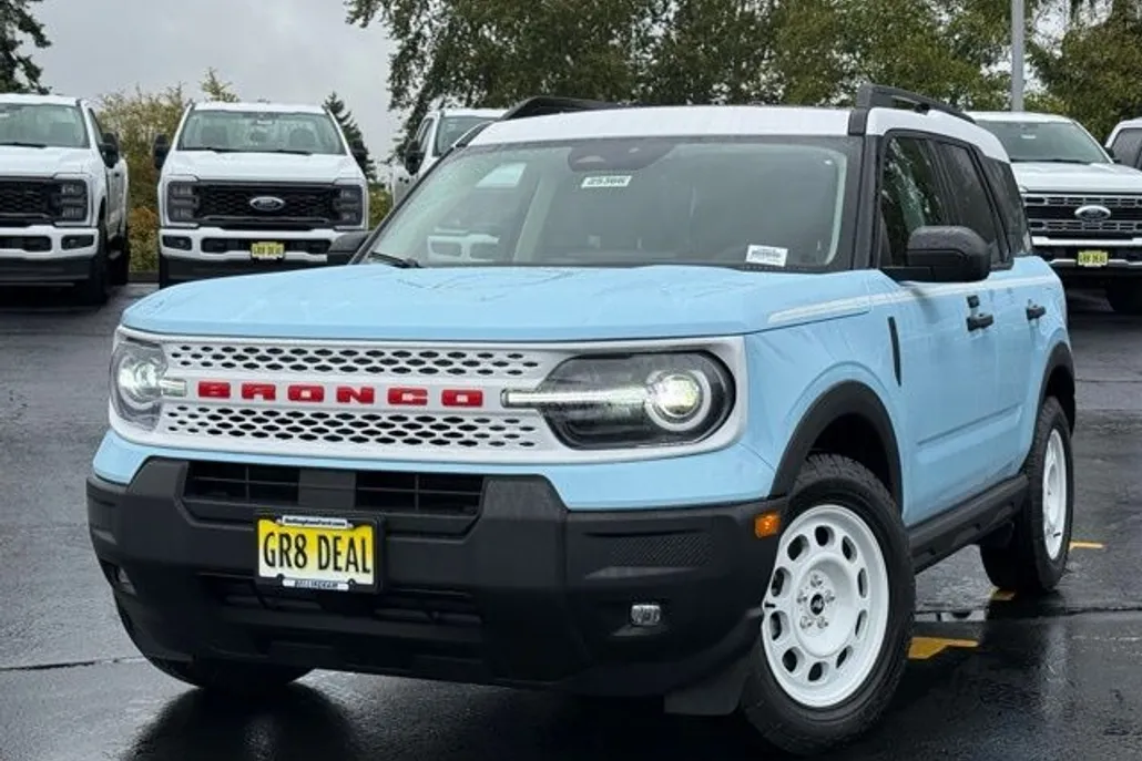 2025 Ford Bronco Sport Heritage photo 1