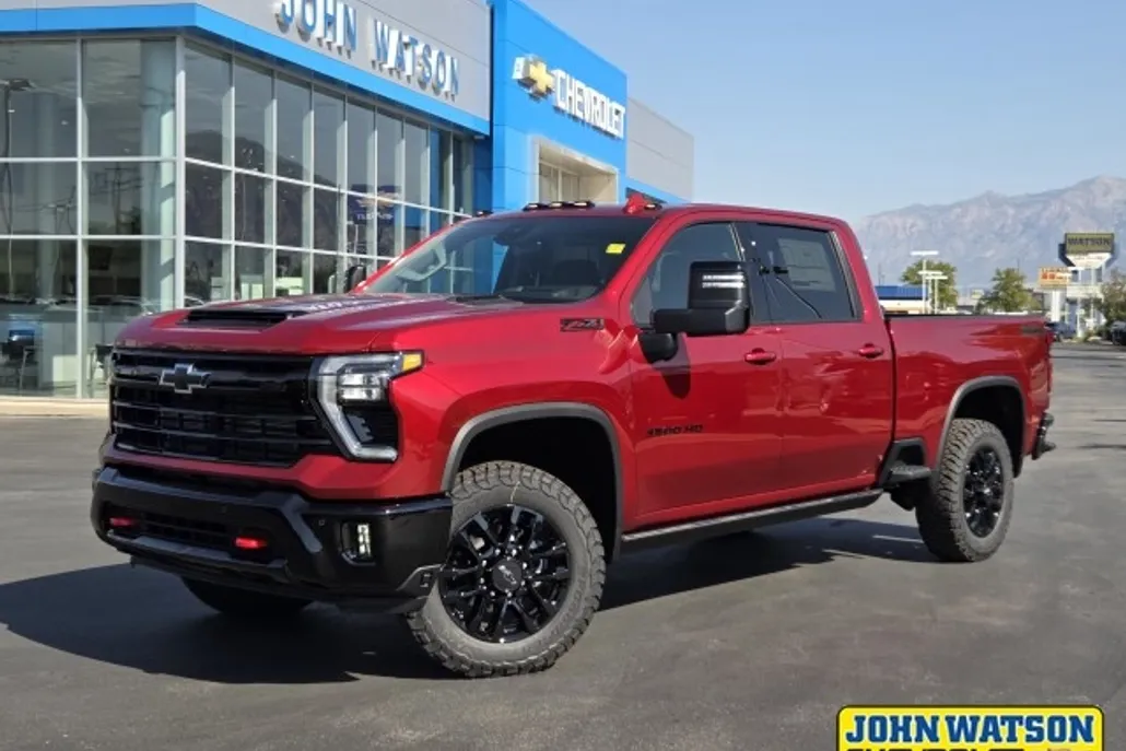 2025 Chevrolet Silverado 3500HD LTZ photo 1