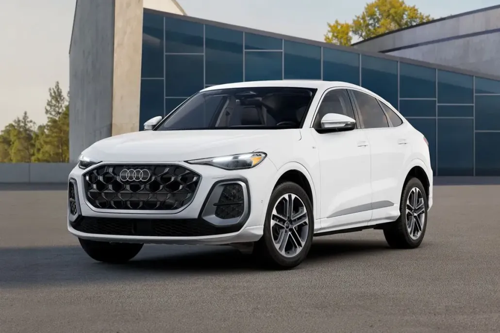 2025 Audi Q5 Sportback Premium Plus TFSI photo 1