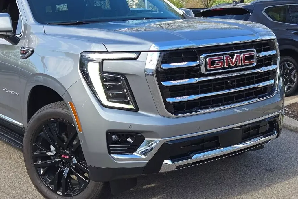 2025 Gmc Yukon XL photo 1