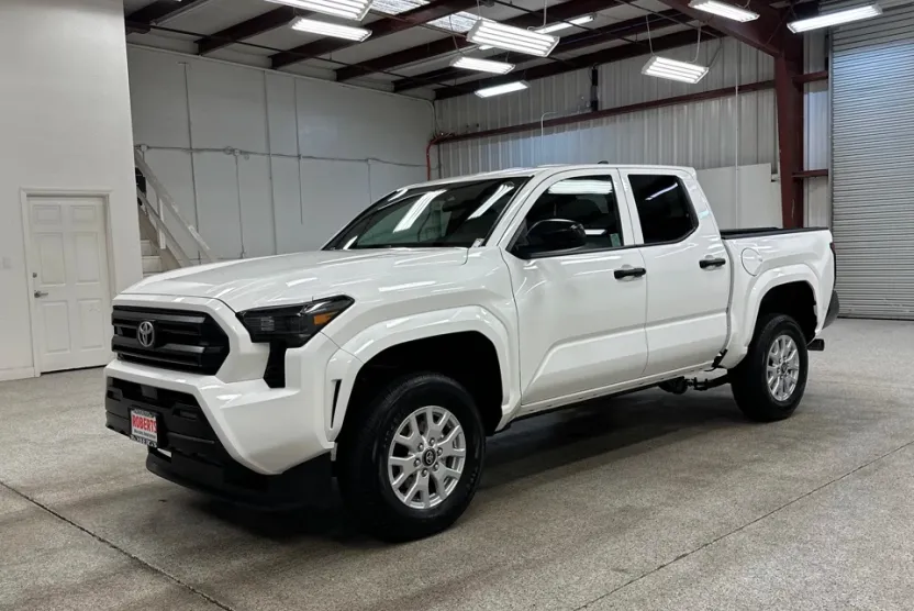 2025 Toyota Tacoma SR photo 1