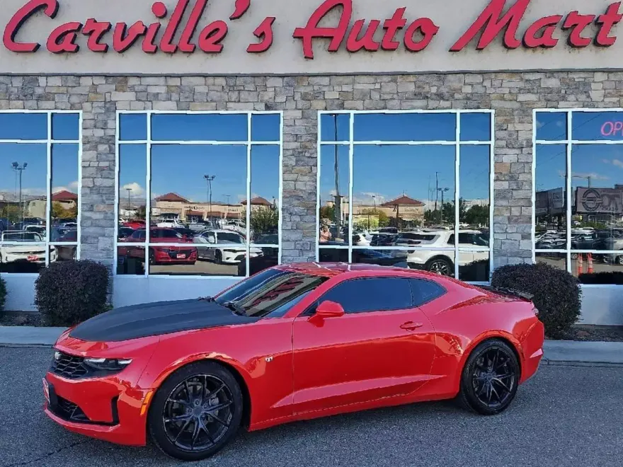 2019 Chevrolet Camaro 1LS 1LT photo 1