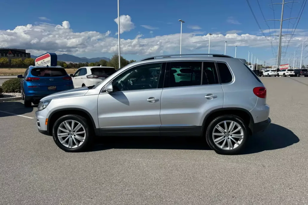 2016 Volkswagen Tiguan SE photo 1