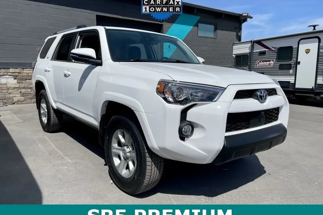 2023 Toyota 4Runner SR5 Premium photo 1