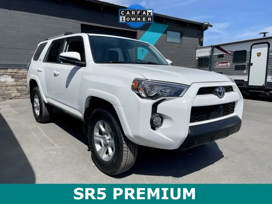 2023 Toyota 4Runner SR5 Premium photo 1