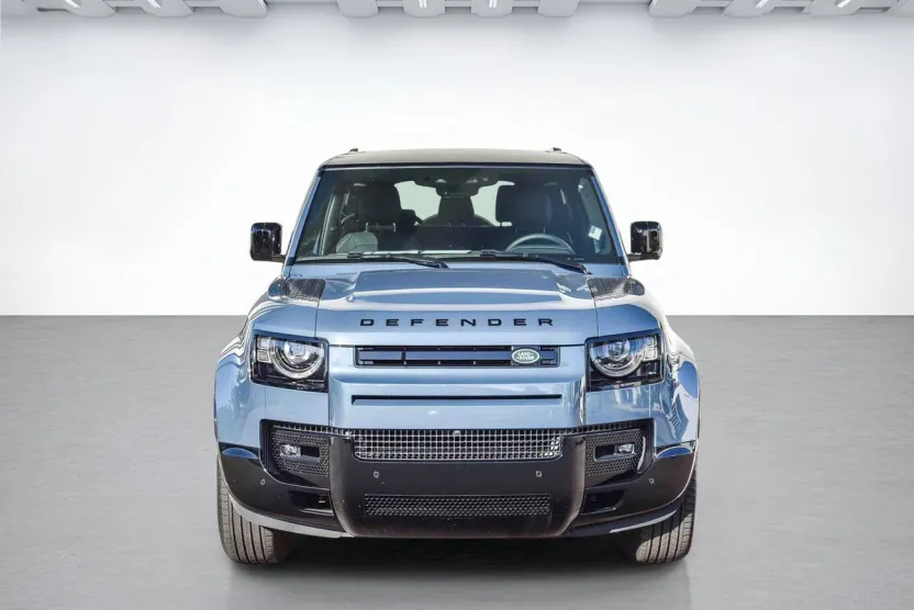 2025 Land Rover Defender 90 X-Dynamic SE photo 1
