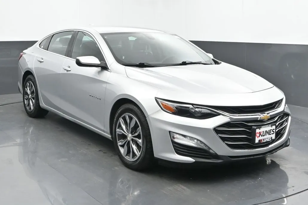 2020 Chevrolet Malibu 1LT photo 1