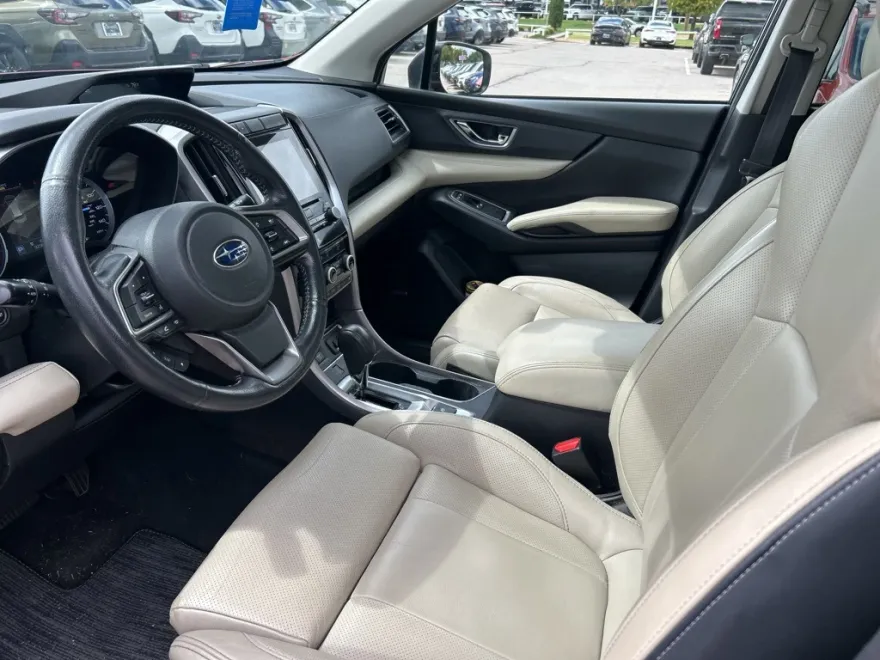 2019 Subaru Ascent Limited photo 1