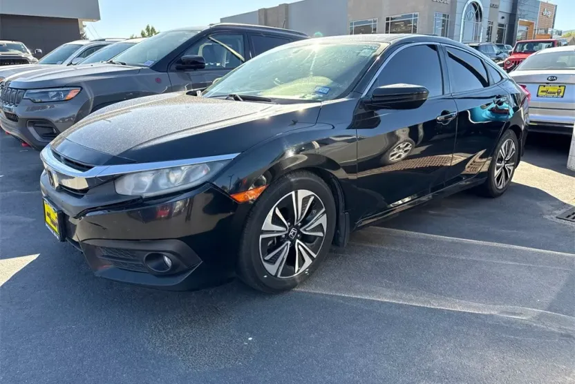 2017 Honda Civic EX-T photo 1