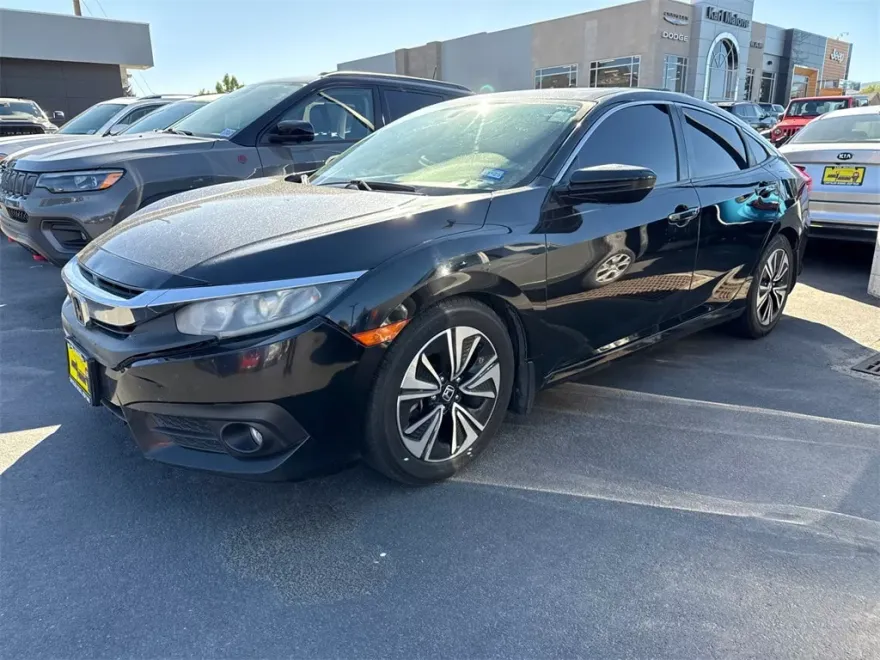 2017 Honda Civic EX-T photo 1